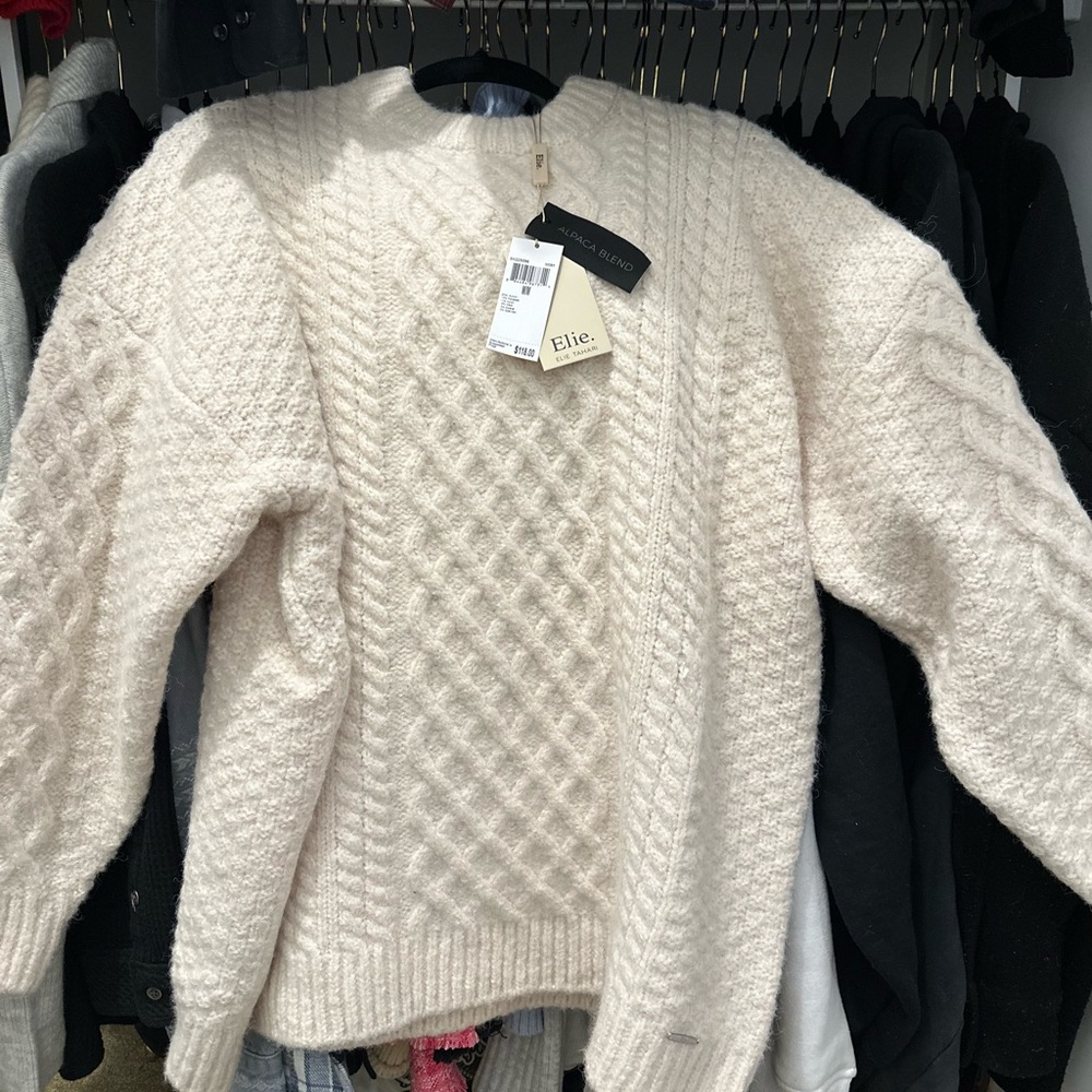 Elie Tahari Alpaca blend sweater